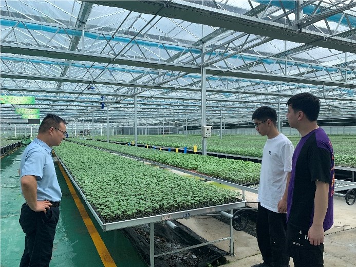 �Ƽ�������ũ֮�⣬�Ӻ�ѧ���߷õ���