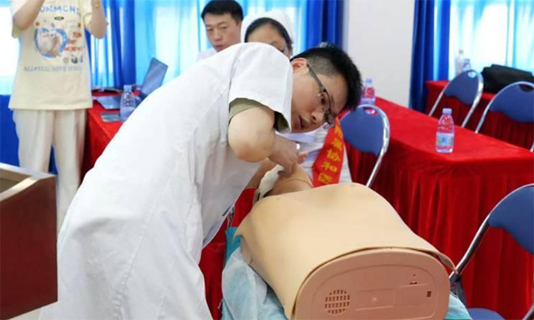 �ഺ���λ�ǰ·������ͬ�а�����