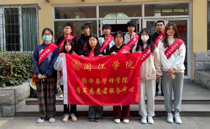 ���¾��а�����ů�ޱߡ�����־Ը�