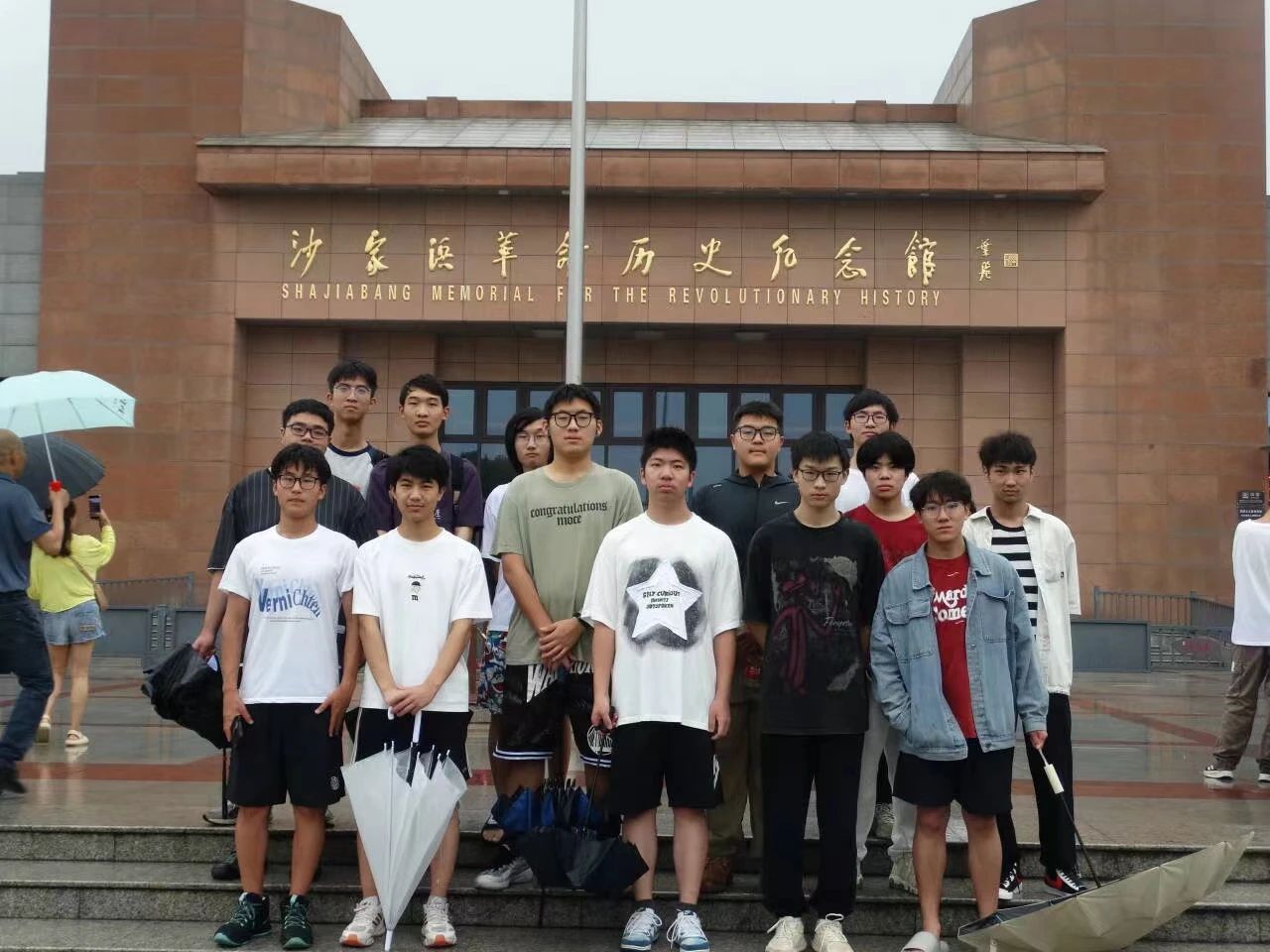 ����������Ժ��ϴ��������񣬴�����ɫн��