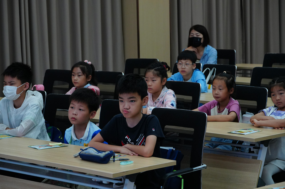  �����������ɳ����˷�����չ���