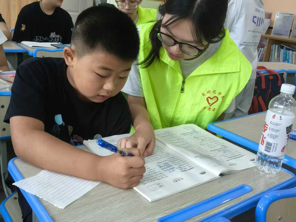 ��·ͯ��������������520�������аࡱ����ůͯ�ģ�����δ��