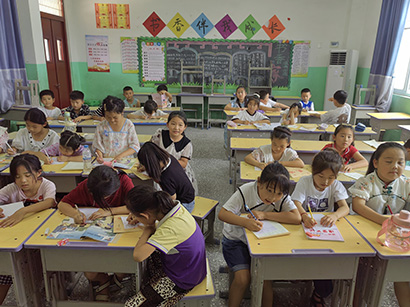 �ذ����ض�ͯ���ö�ͯ���ֳɳ�