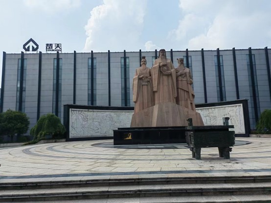 ����ʽ̽�á������ϴ�ѧʵ�������������������һ��