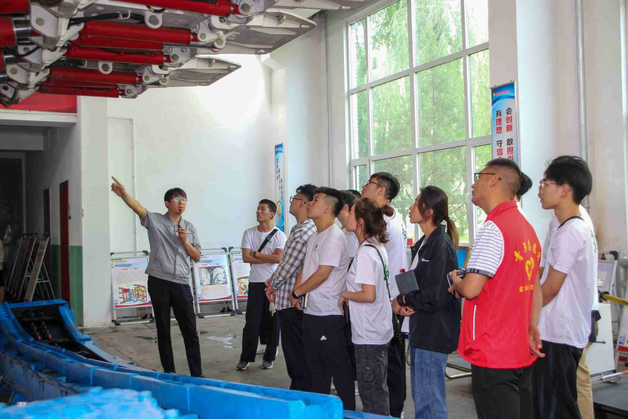 �����Ƽ���ѧʵ���ŵ�Ҥ��ú�翪չѧϰ����