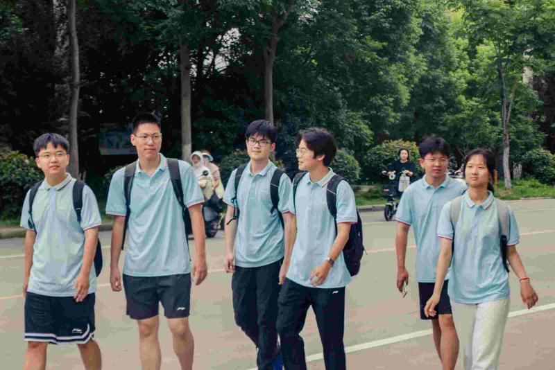 ����ǧ�ڴ�ʵ����У���������չ