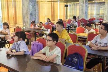 ��ʫ�ʼ���̫�� ѧ���޴����ɻ����Ļ�Զ���ӿ�չ��Ѱ��ʫ�ɡ�����ס���ɫ�γ�