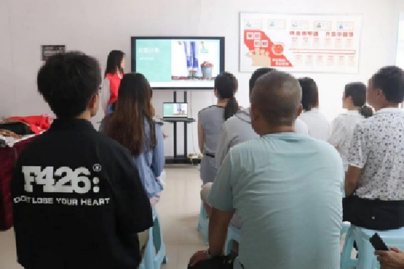 ����ѧ�ӡ��������� �ഺ������ʵ������