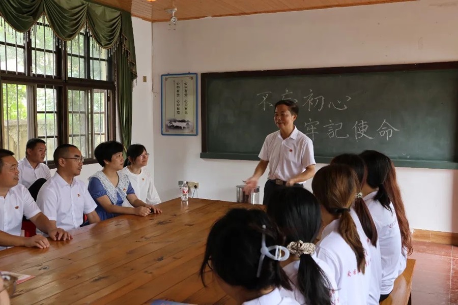 ������|̤Ѱ������ɫ���� ����ˮ�����굣��������Ѱ�������ꡱʵ�����ܽ�ƪ