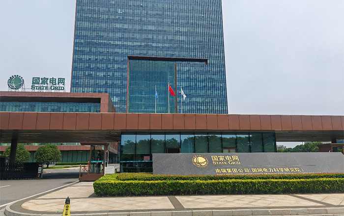 ���ұ�֮н���ơ�˫̼��֮���ơ����Ͼ�ʦ����ѧ�������������