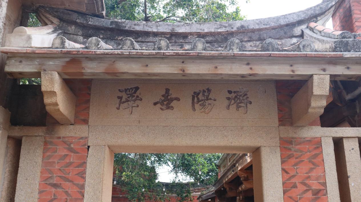 ̽����������������н��