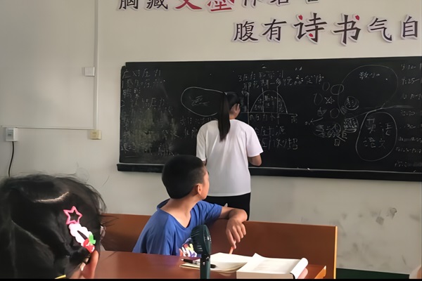 �ഺ����ͬ���翪չӦ��ѹ��ͬ������γ�