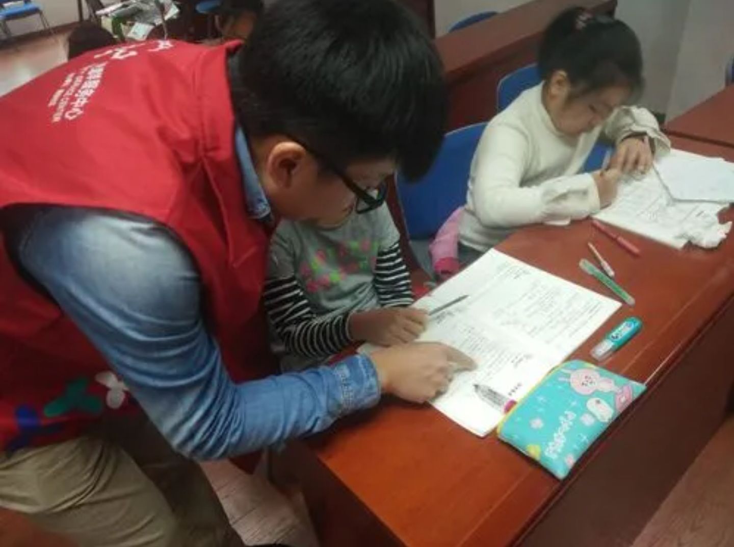 ��������