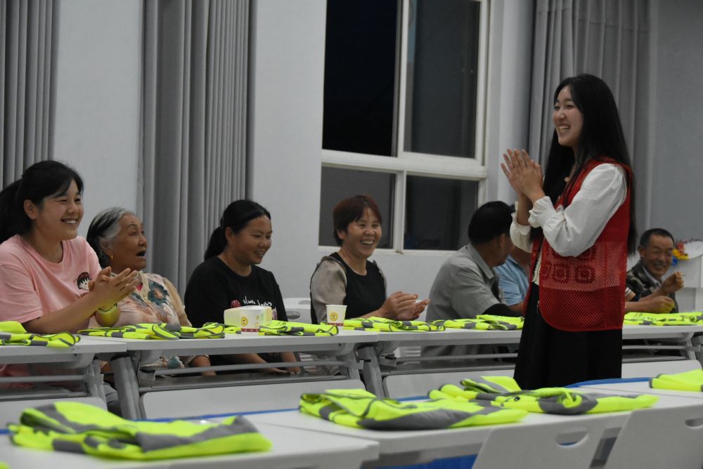 ���ݴٽ�Ӧ���Ȼ�����ѵ�����������