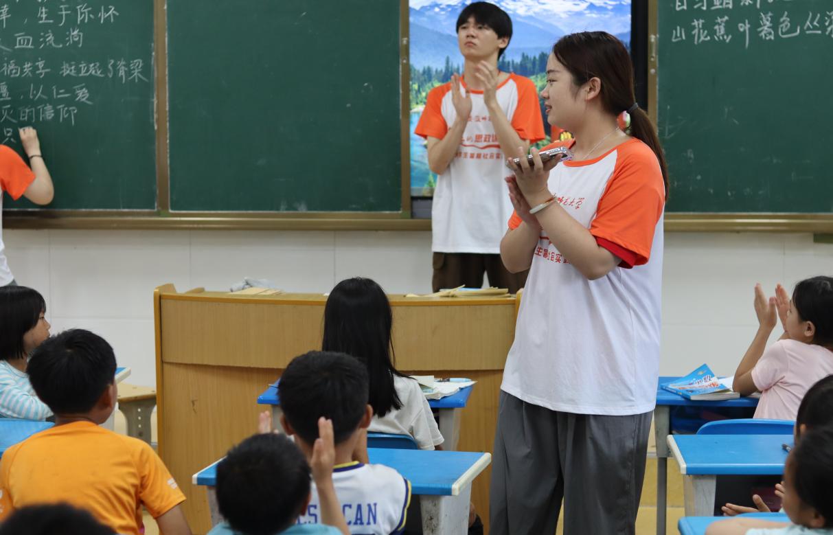 ������������:������庢�ӵ�δ��֮·