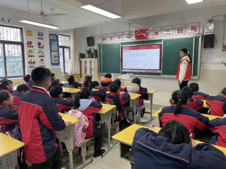 ѧ�׷��У����Ĵ���