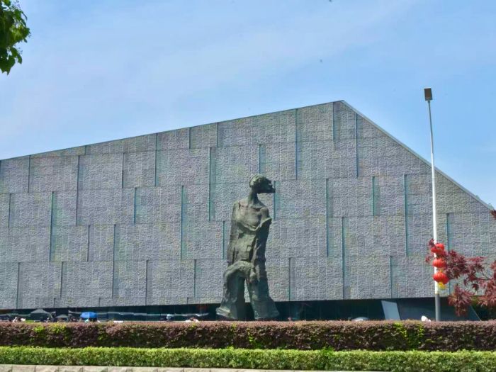 ������ѧѧ�ӡ������硱֮����׷˼���һ꣬լ��̽ȤƷ����