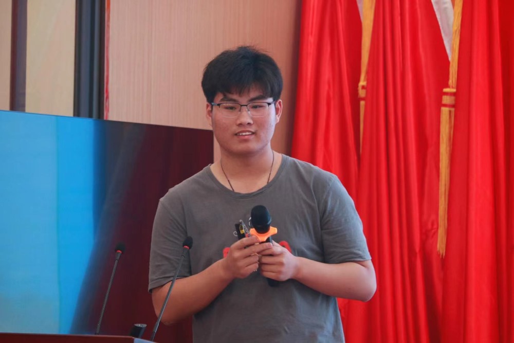 �ϲ�ѧ�������磺�������ʵ������