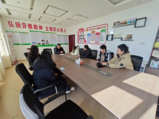 ̽Ѱ��ɫӡ�ǣ������������  2025��1��10�գ�����ʦ����ѧ����������ѧԺ���������Ρ�ʵ����ӭ�Ŷ��յ�ů���������ȳ��ر���ɽ��ʡ�����������򶫷簮������������أ�������һ������ʷ̽Ѱ���Ļ������뷢