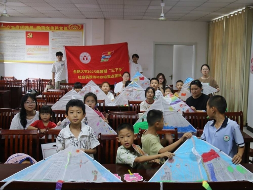 �����ݴ��⣬ǽ����ա��������Ϸʴ�ѧ��īȾ�������������ϡ�ʵ�����߽���ׯ����л滭�