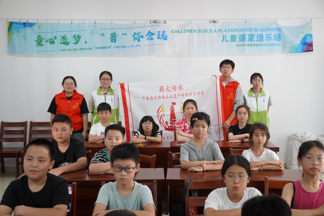 ��ǧ������᪻��������˹����پ��㡱����ҽн��ʵ����᪻�н����ɳ��С���߽��żҸ���¹Է�����������а�