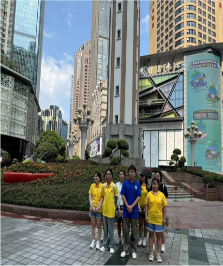 �߽���ű������к�ɫ����