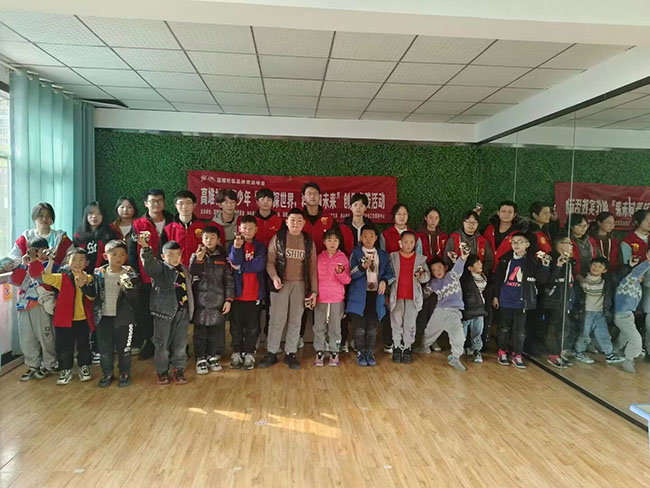 �ð��ĺͿ�ѧ�������ض�ͯ������