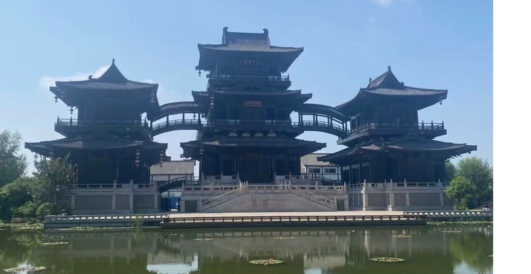 ��ѧ��־Ը�����������˺ӹ��򣬴���ǧ���˺��Ļ�