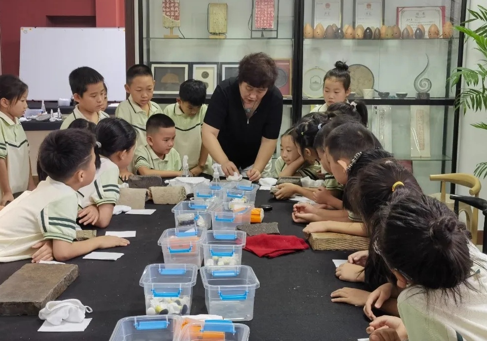 ���о��䣬������š���ҽ·ͯ��ʵ���Ÿ�������Ժ��չ��������֮