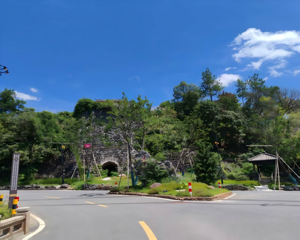 �㽭���ý���ְҵ������ѧ��լũ�����ںϹ���ӡ������������ ���������ɽ�º�����Ѳ�ҵ��͹���ͼ��​