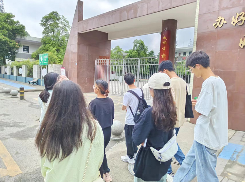 ��֮�򻨣��������硱��������������ʵ���