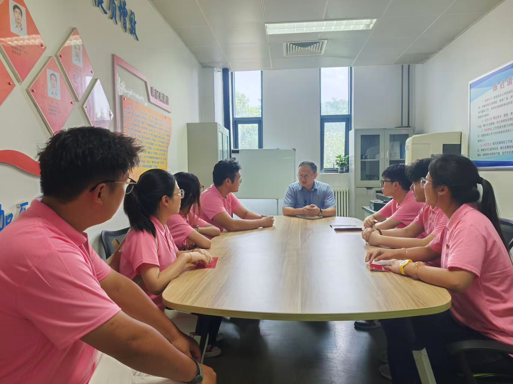 ������ҵְҵ������ѧ��������ѧԺ���ع�н��ʵ����ר��ȫ����������