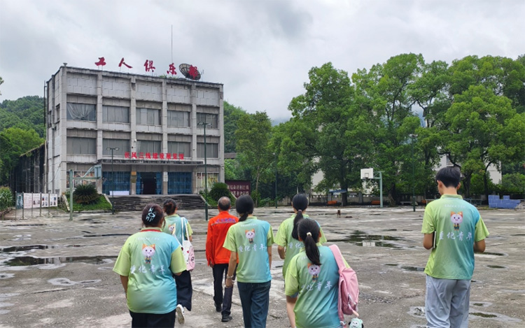 ̤�볤����أ��������߼��䡪�����������߾��� �����������ʵ����̽�����߽���չ���ݼ�ʵ