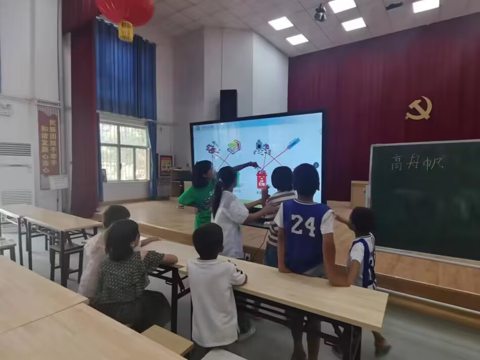 ����С��ʿ��������Զ�� ��������ľ��ѧ������������ų�Ա��֯������С��ʿ������ʵ���