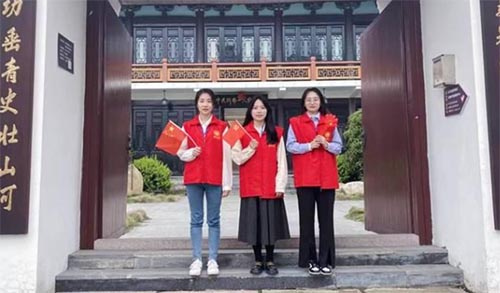 �ú�ɫ��������������ض�ͯ ���ݴ�ѧ����ͯ��ʵ�������ж�