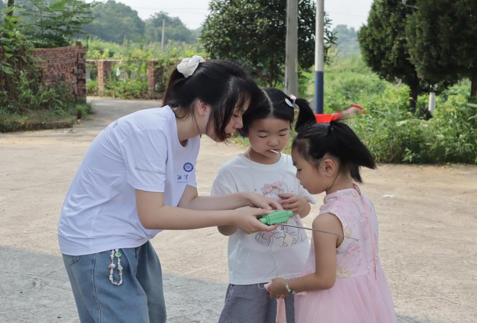 ���ߵ粨�١����ء�������֪ʶ��ͯ��