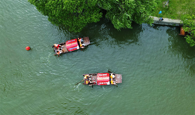 �����񡢰����ӡ�Ʒ��㣬������У�ٰ�Ķ���ڻ̫�ḻ�ˣ�