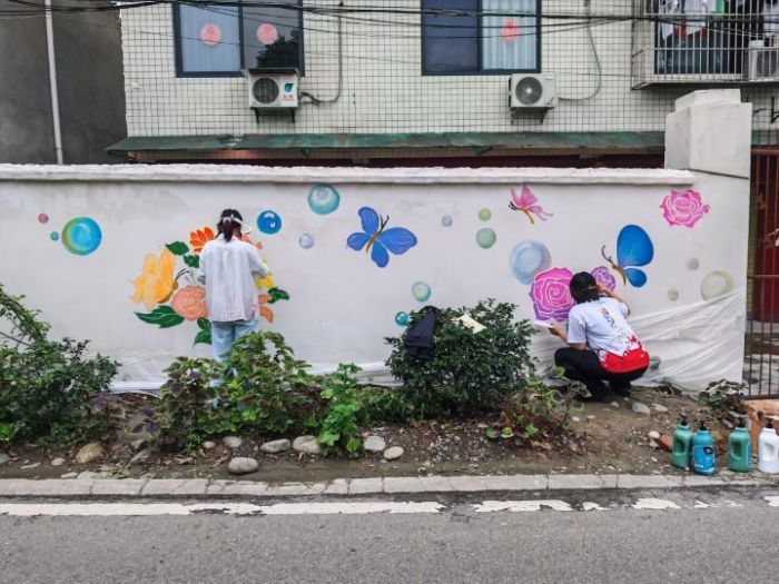 �Ա����Σ���Ⱦ����