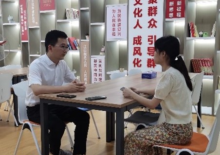 ��ѧ�����ж���������·�ϣ�����ͬ��