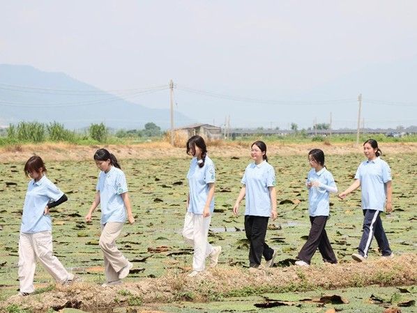 ��ˮ���顱��ʵ����ʵ������ɳ�� ��ɫ��ҵ�¶��ܣ�������������