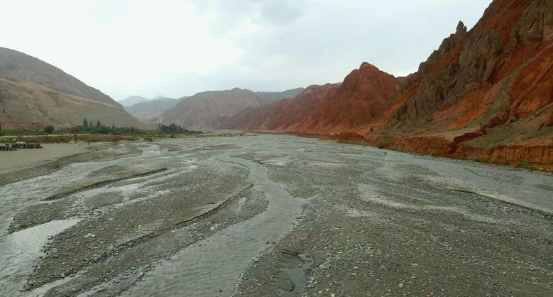 ������ľ��ѧ ����Ӱ�Ĺ��¡� �Ŷ��������磺�þ�ͷ�����������Ļ�������