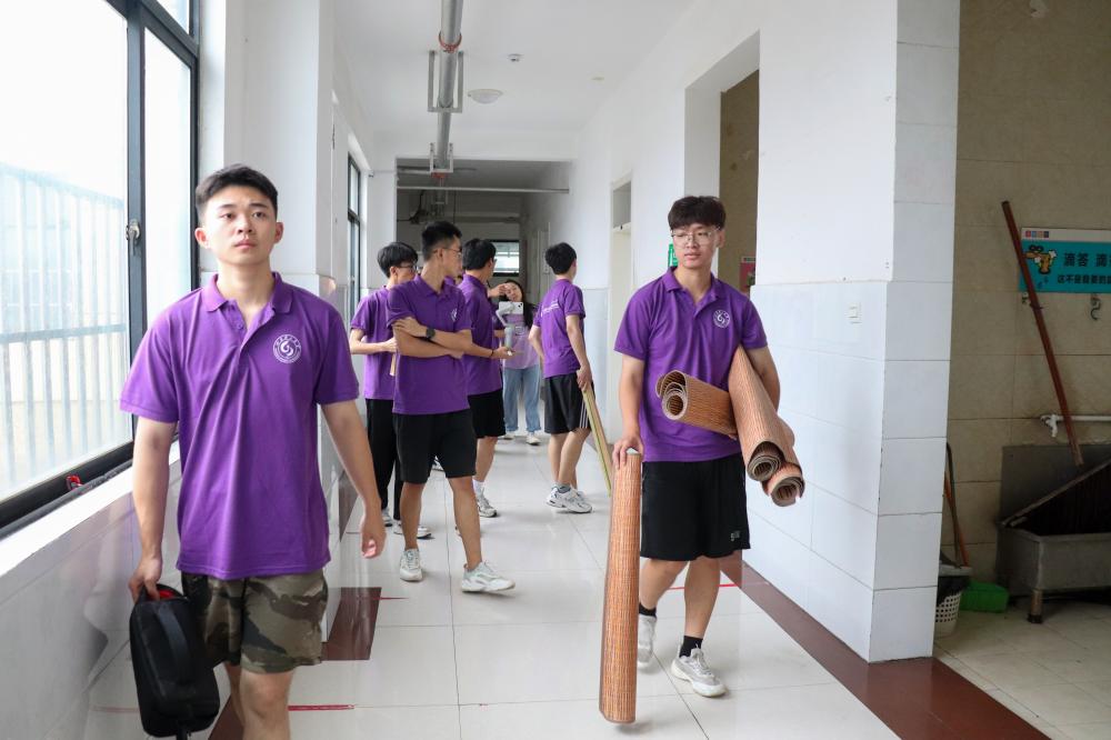 ɽ��������ѧ��Բ�Ρ��������ʵ���ŵִ�ɽ��ʡ������΢ɽ�غ���Сѧ