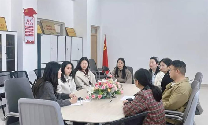 ���繤��ѧԺ�����ѧԺ��Ӣ�������ٿ�רҵ�˲����������޶����л���