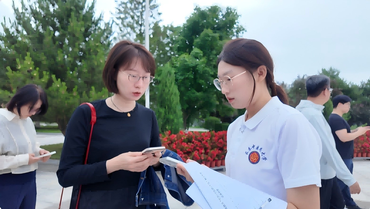 ������ҽҩ��ѧ �����Һ��á� ʵ���� �Կ�������Ϊ�ʣ���������