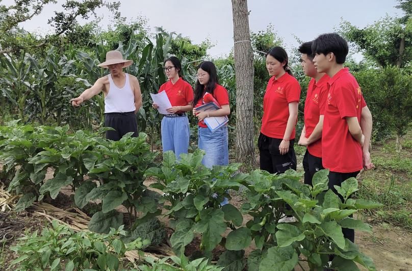 �Ӻ���ѧʵ���Ÿ���������ֱ��չũ������