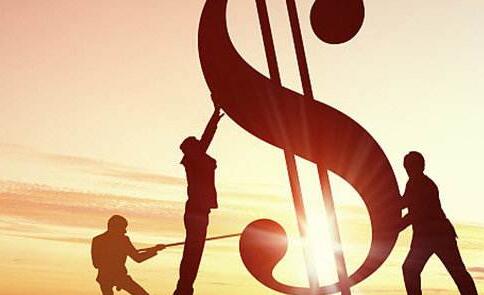 �Ƹ�ְҵ����ѧԺ��ҵ�ʼ���ҵǰ����ô��