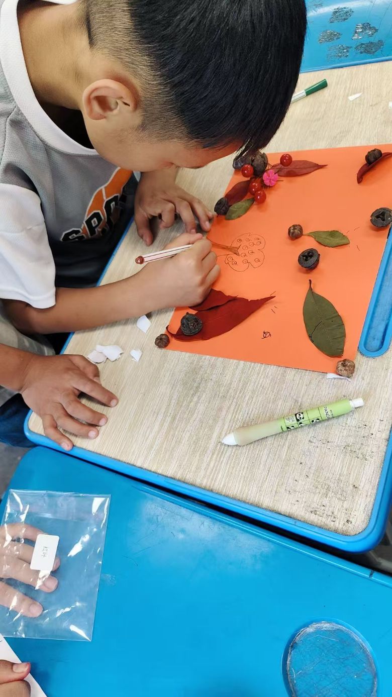 �����紫֪���Σ�������Ӫ������ʫ ��������ʯ�ʹ�ѧЯ����Ӱ־Ը