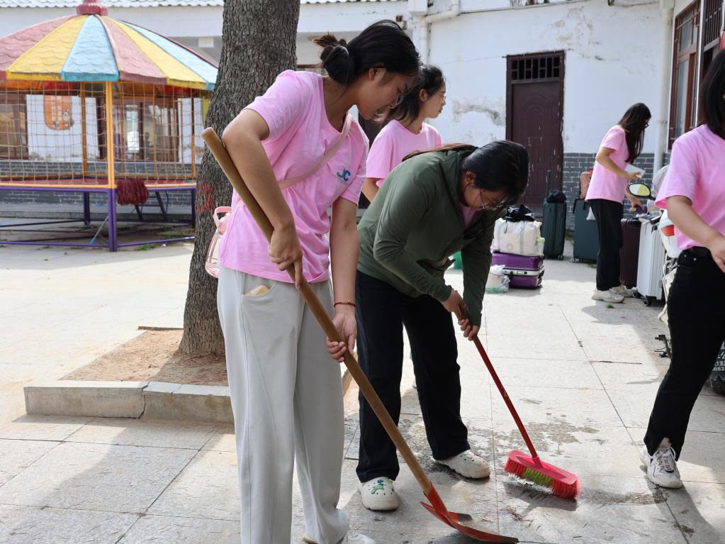 ��Ұʵ������ˮ �������Ϲ�ҵ��ѧ�������ӡ����ʵ���Ŷ�Բ�����