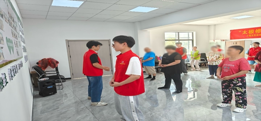 ��ů��飬����ͬ�С�������ҽҩѧԺ���������Σ�ҽ·�ػ������ʵ���ӹػ������ϰ�����