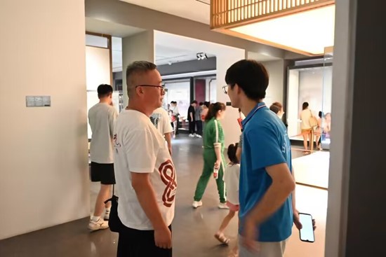 �Ͳ��մɣ�����������������ںϣ����������ƹ���̽